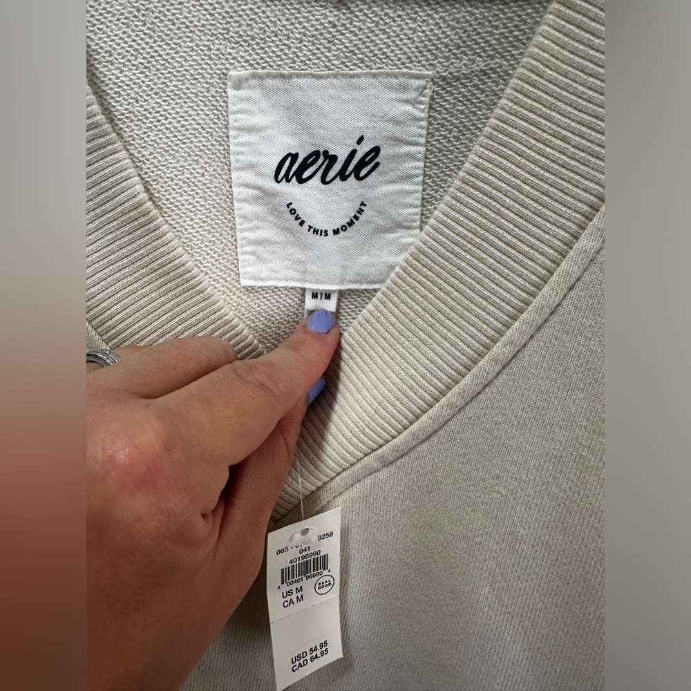 ⭐️SOLD⭐️NWT Aerie House Party Sweatshirt - Picture 7 of 15